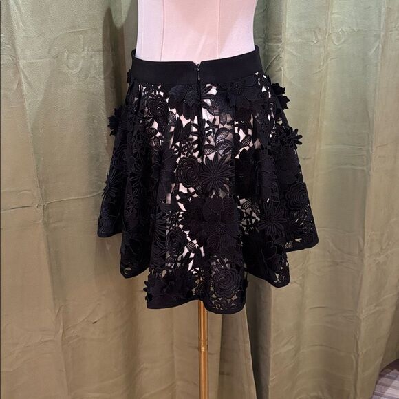 NWT Milly Minis Black Floral Lace Mini Skirt, US4 - Picture 7 of 11